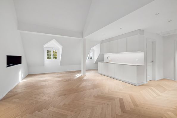 Choose high-quality parquet at Roser