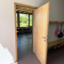 Seekiefer Schälfurnier Fixmasse Türproduktion