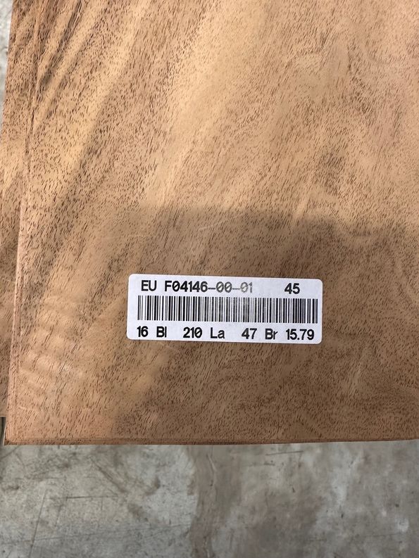 Veneer from a local forest in the Basel region