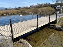 Accoya Holzbrücke und Steg am Wasser für langlebige Aussenanwendung