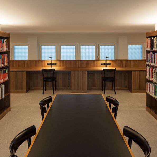 Veneer Elm Stone, interior design of the Central and University Library Lucerne