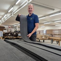 Edelfurnier Mooreiche von der Roser AG Dunkles Furnier Holz