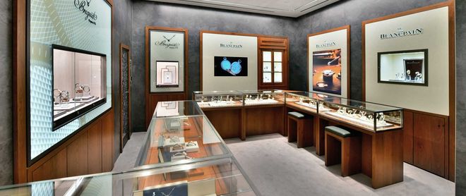 Top of Europe - Jungfraujochshop mit Eiche Rustic Natur Furnier
