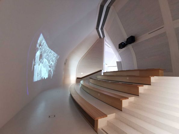 Visitors Pavilion Novartis with fir veneer