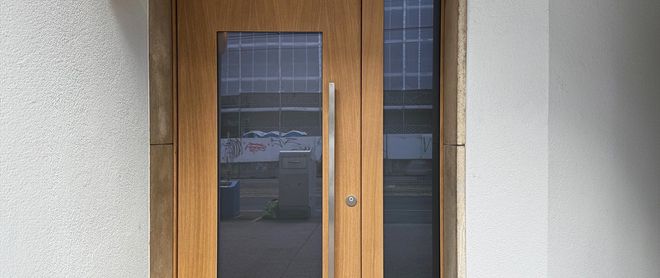 Oak veneer, natural oiled Front door