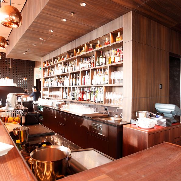 Smoked figured eucalyptus veneer for Prime Tower in Zurich