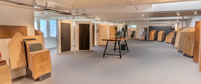 Ausstellungsraum für Böden, Parkett und Türen