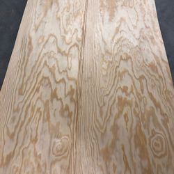 Palett wood species Peeled Pine