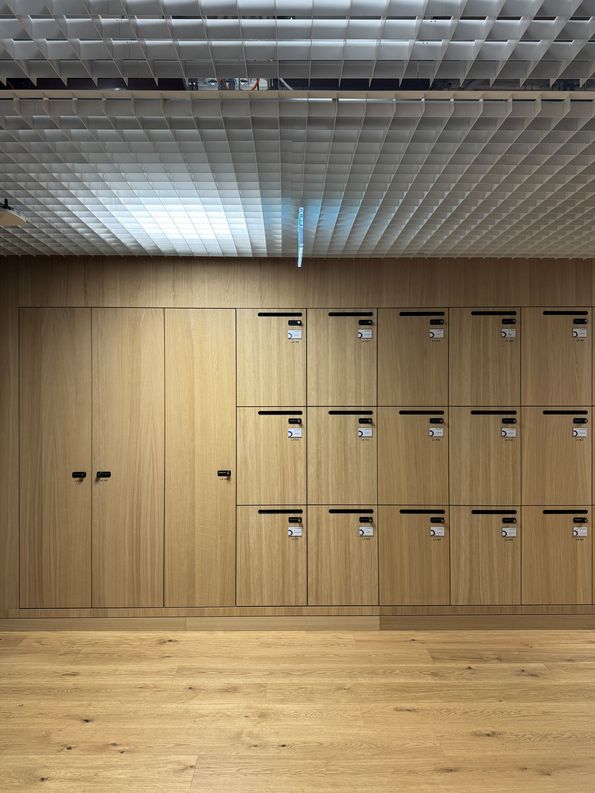 Parkett im Objektbau: Eiche Landhausdielen im Hauptsitz Energie 360° Parkett Energie 360 Zürich