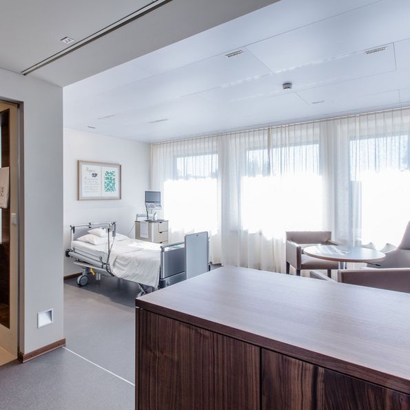 Veneer Walnut american, Merian Iselin Hospital