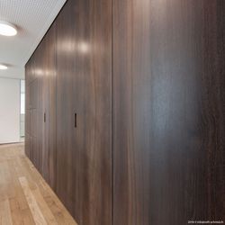 Holzart Eiche geräuchert Schrank