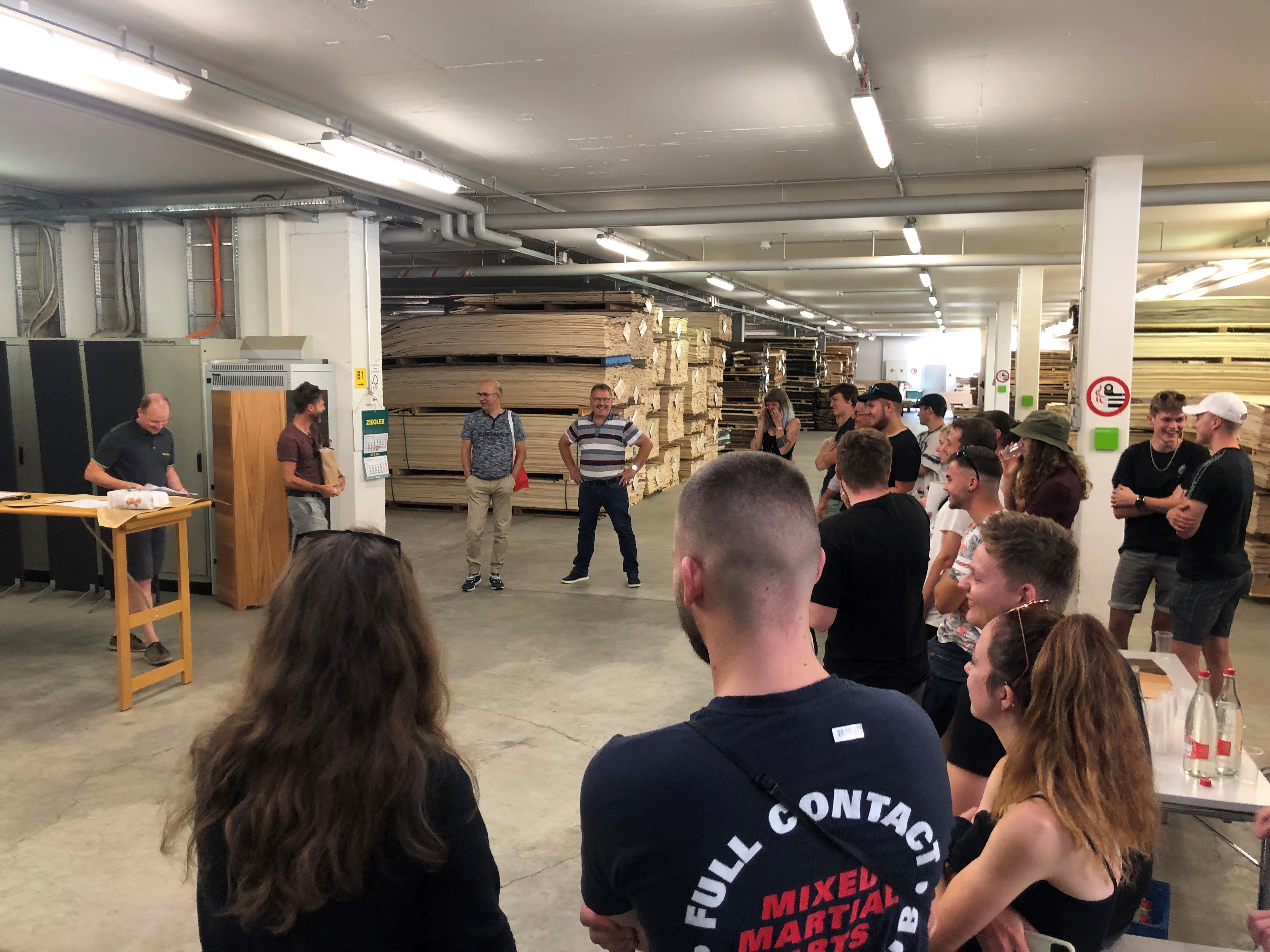 Presentation of parquet, doors, wood materials, cutting and FURNIER