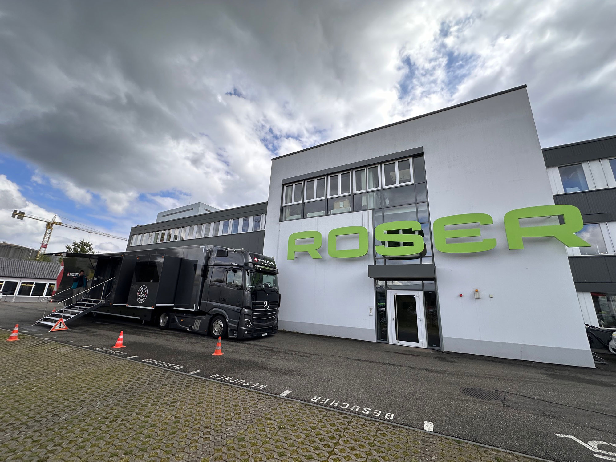 Swiss Krono Truck bei der Roser AG