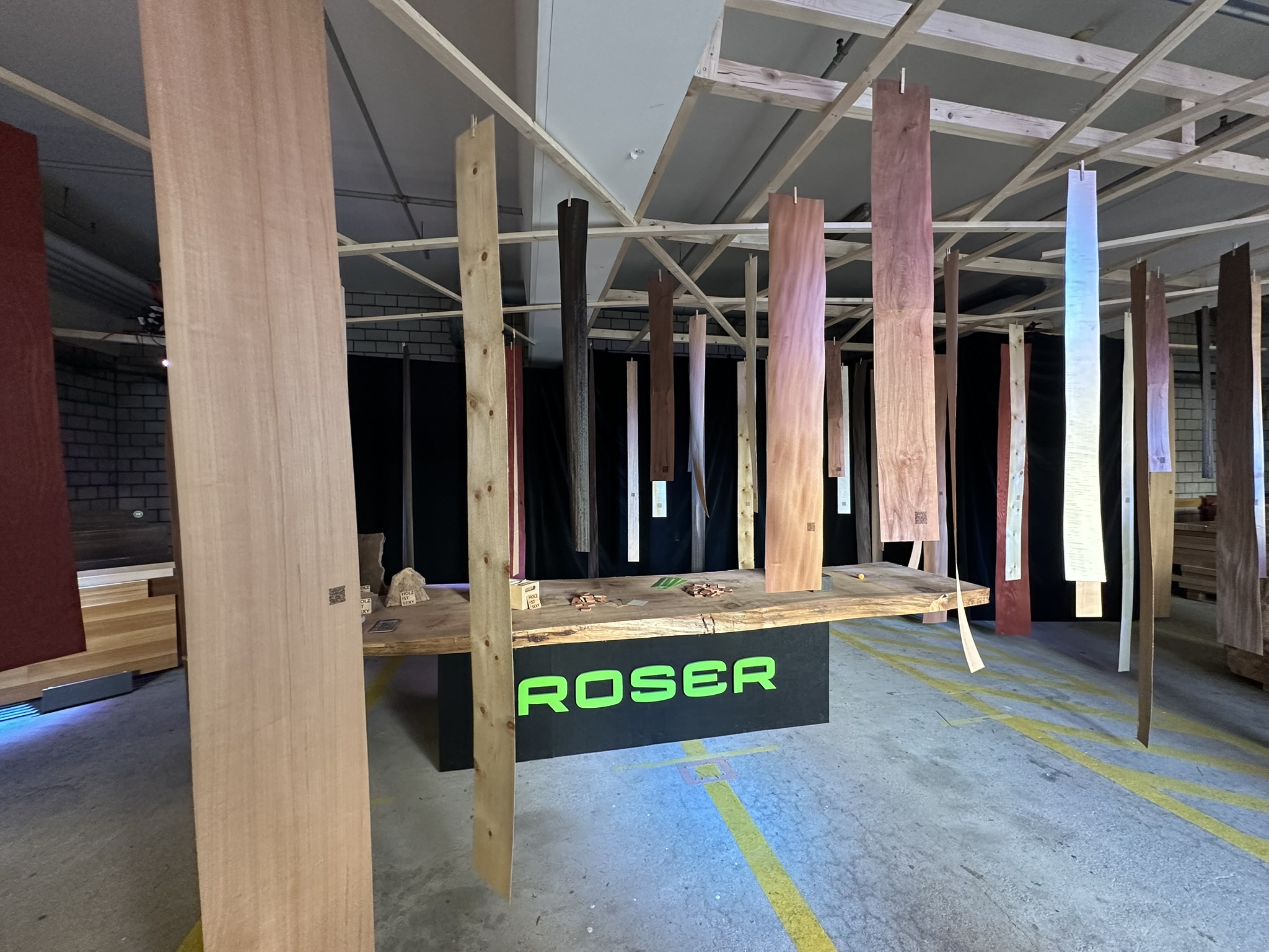 Schreinerei Tschudin AG und Roser AG, Furnierexperte