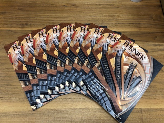 [Translate to English:] Roser Furnier Projekte in der Presse: Furnier Magazin