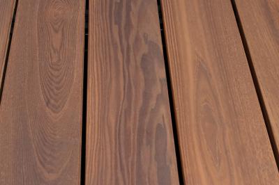 ThermoWood Terrassenholz Esche 25mm 4-seitig gehobelt / Kantenradius 1,5mm /